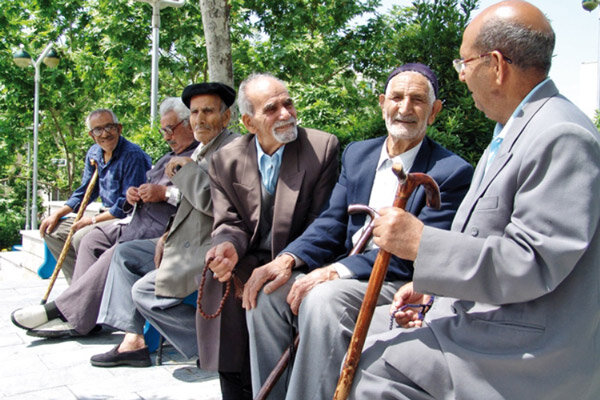 رشد پایین جمعیت در گیلان به عنوان پیرترین استان کشور