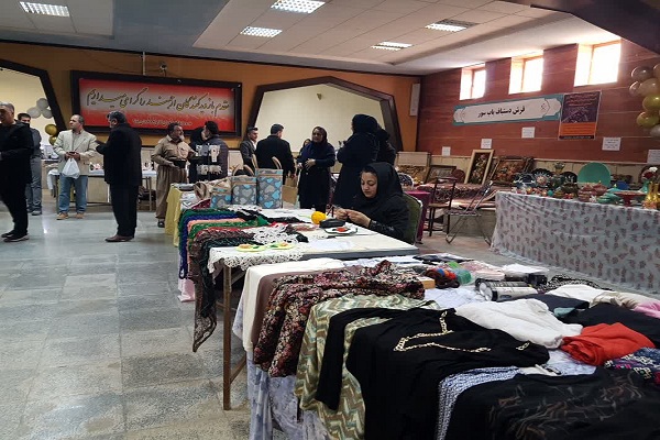حضور ۶۰ غرفه از بانوان توانمند مسجدی در نمایشگاه صنایع دستی و توانمندی‌های این شهرستان