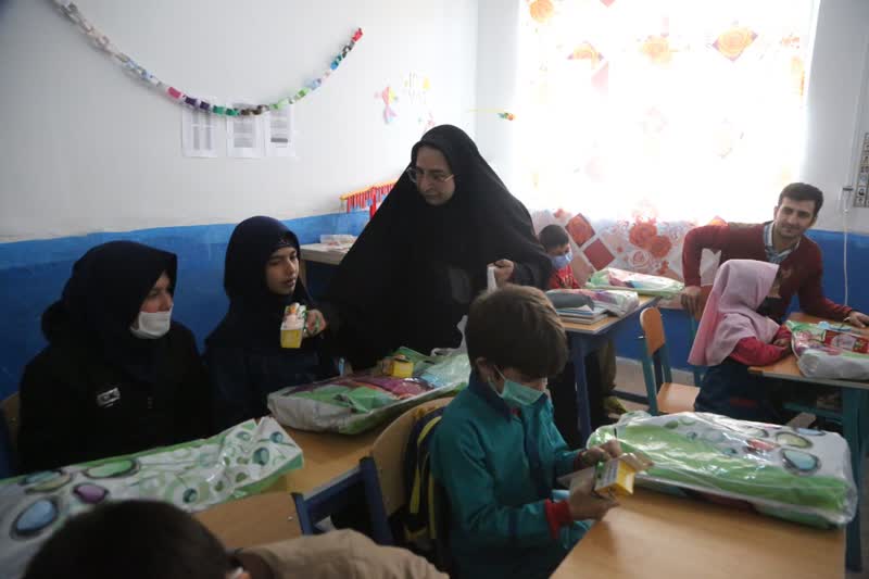 عهد خدمت گروه جهادی شهید «محمود رادمهر» در روستای اروست قدمگاه رهبری