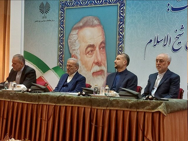 نکوداشت مرحوم "شیخ الاسلام" با حضور مقامات وزارت خارجه و  سفرای کشورهای اسلامی 