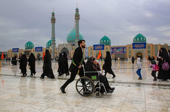 خدمت ۸ هزار خادم به زائران نیمه شعبان مسجد جمکران/ جذب بیش از ۱۷۰۰ خادم افتخاری و خادمیار 