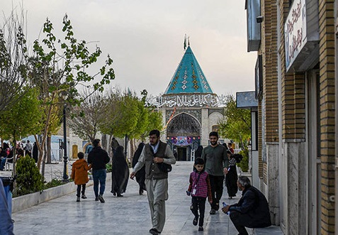 حضور روزانه پنج هزار زائر و مسافر نوروزی در آستان امامزاده علي بن جعفر (ع)