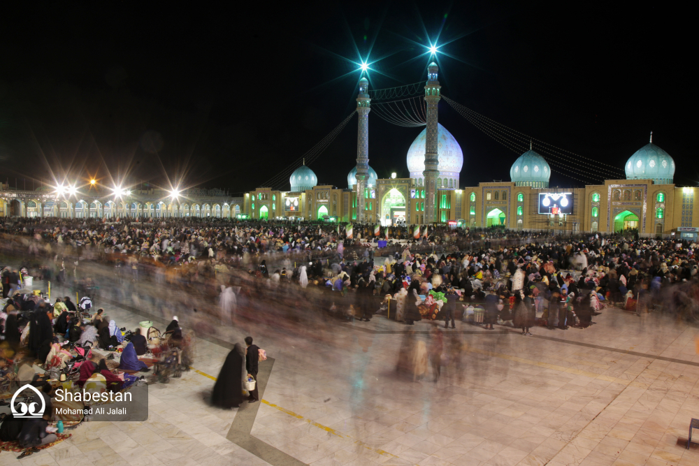 تدارک مسجد مقدس جمکران برای روزهای پایان هفته/ سخنرانی ماندگاری در جمع منتظران