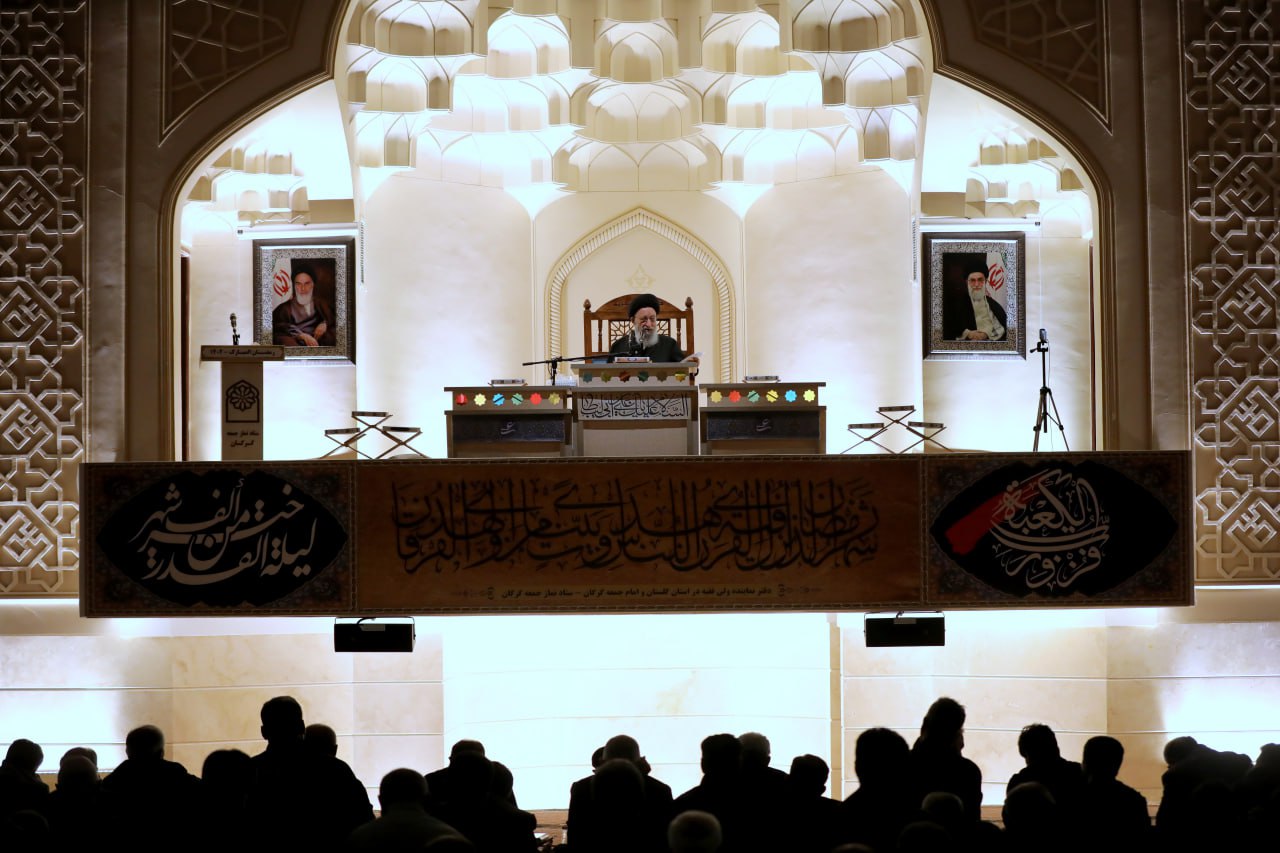 احیای لیالی قدر و گرامیداشت شهدای ماه رمضان در مصلی وحدت گرگان