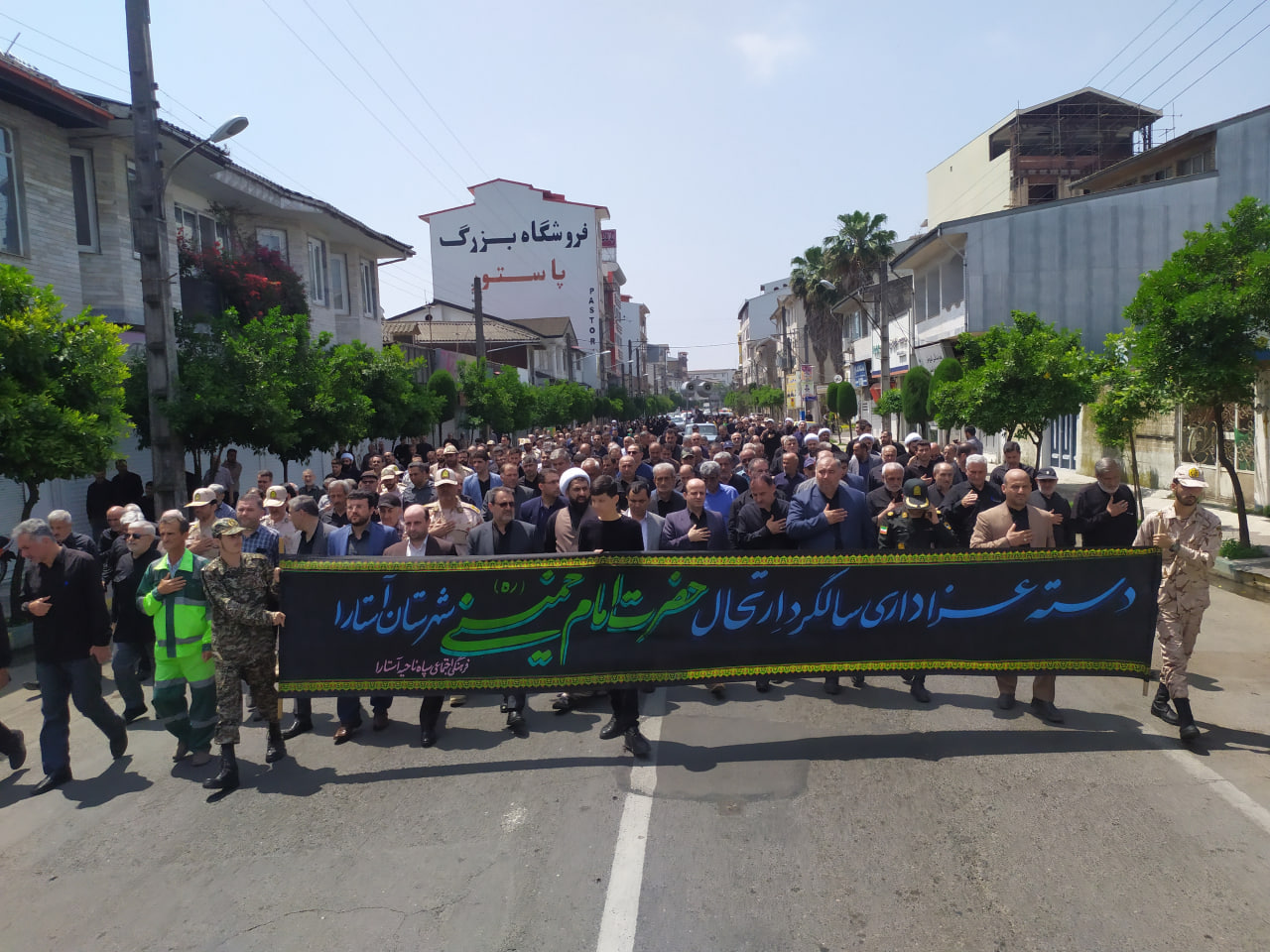 آستارایی‌ها در سوگ امام خمینی(ره) عزاداری کردند