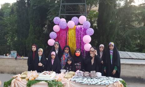 جشن تولدی به میزبانی شهدا در پارک نهج البلاغه