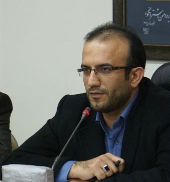 اعمال سیاست های حمایتی برای هنرمندان قلم زن لرستانی