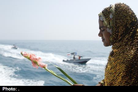 محل شهادت مسافران هواپیمای ایرباس گلباران شد