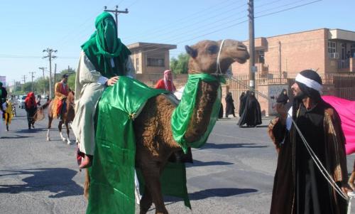 حرکت نمادین کاروان حامل امام رضا(ع) به خاک ایران در خرمشهر