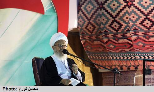 دستاوردهای نظام جمهوری اسلامی ارزان بدست نیامده که ارزان از دست بدهیم