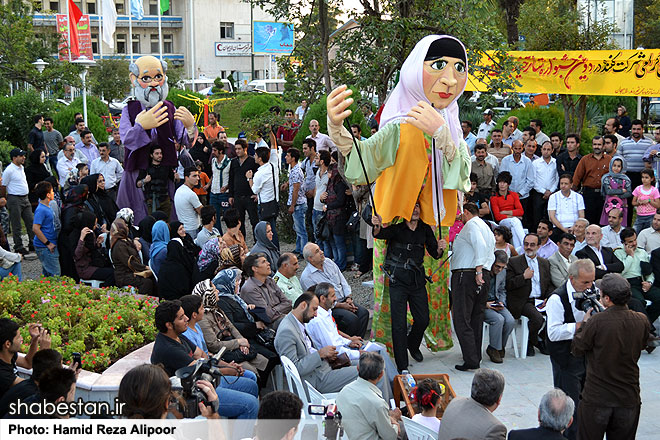 سومین جشنواره تئاتر خیابانی شهروند آغاز شد