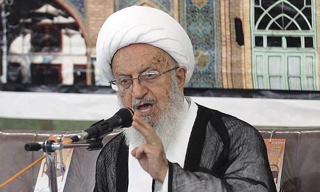 آیت الله مکارم شیرازی: ناشکری، نعمت های خداوند را تبدیل به وبال می کند