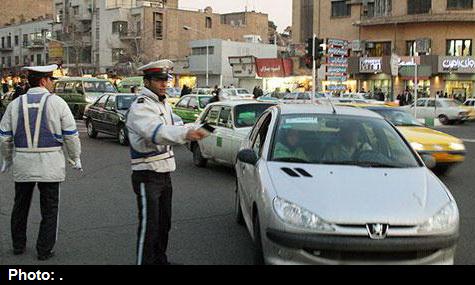 محدودیت تردد خودروها از در منازل، دوشنبه هم اعمال می شود