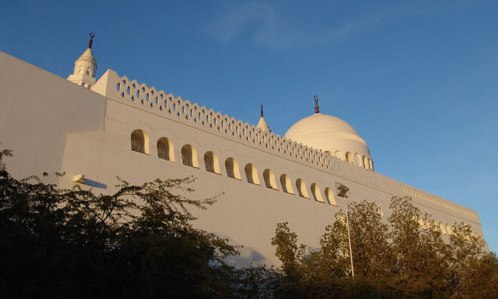 مسجدی که دو قبله دارد