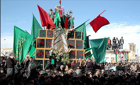 فیلم/ / مراسم نخل گردانی در تفت یزد