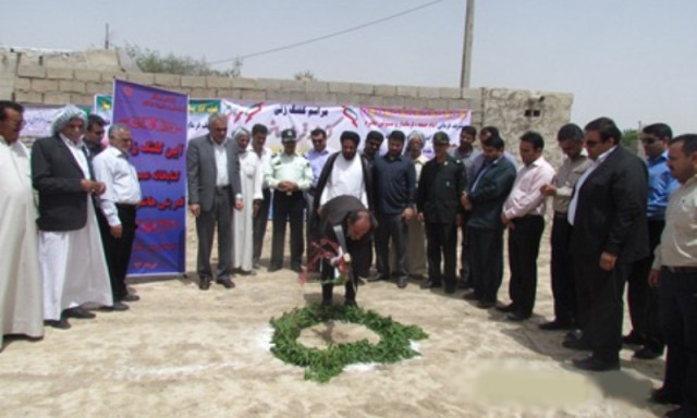 کلنگ ساخت اولین کتابخانه عمومی در روستای رمیله رامشیر به زمین زده شد