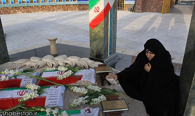 گلباران مزار دختران شهیده در گیلان