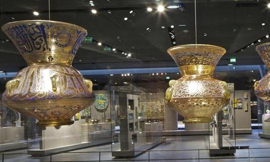 نمایش آثار اسلامی 1300 ساله در موزه لوور پاریس