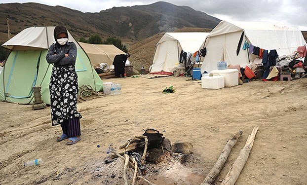 اسکان موقت در شهرستان با توجه به برودت هوا جواب نمی دهد