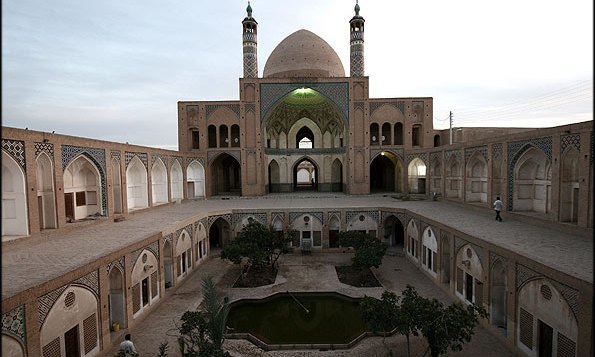 بازسازی مسجد 500 ساله در کاشان/مسجد جامع مرمت شد