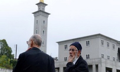 درخواست مسلمانان فرانسه برای مبارزه با دشمنی با اسلام