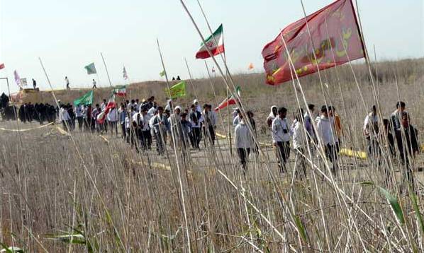 دومین گروه دانش آموزان بوشهری به مناطق عملیاتی جنوب کشور اعزام شدند