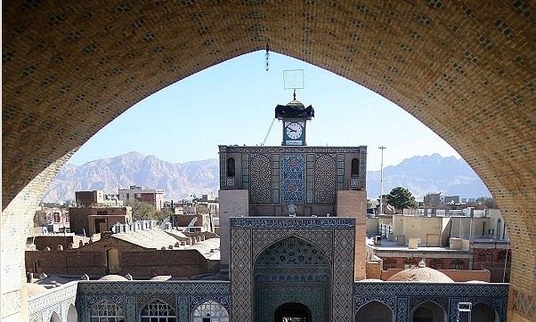 مسجد ملک با پیشینه ای یک هزار ساله در دل دیار کریمان