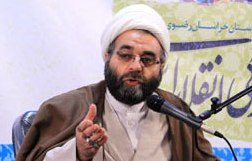 اهمیت پیروی از تعالیم قرآن در نهادینه کردن فرهنگ صحيح زندگي اسلامي 