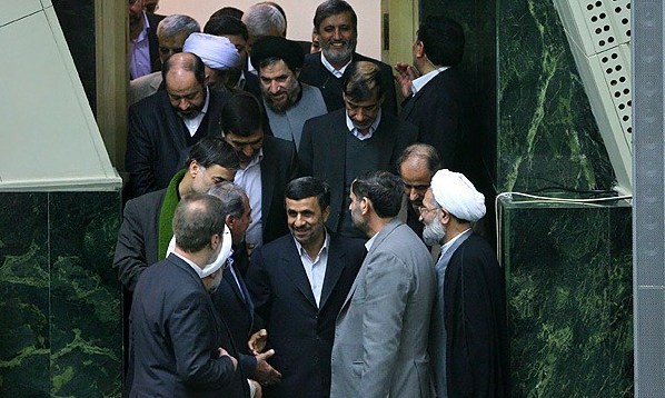 10 سوالی که رییس جمهور به آنها پاسخ می‌دهد