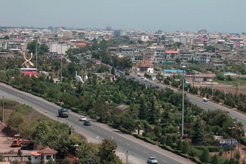 بندر آستارا با بسیج تمام امکانات آماده خدمات رسانی به مسافران نوروزی است