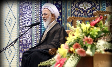 امام خمینی(ره)دل ها را بیدار کرد