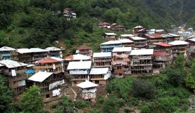 ورود گردشگران و مسافران به کردستان افزایش قابل ملاحظه ای داشته است