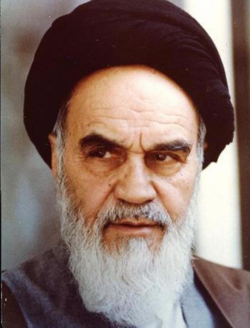 والله اسلام تمامش سیاست است