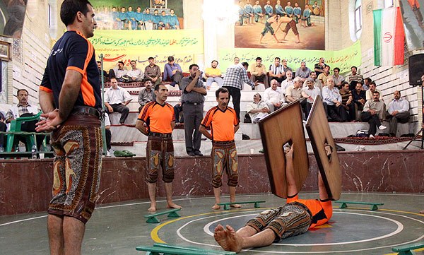 کمک به بیماران صعب العلاج در روز عید سعید فطر