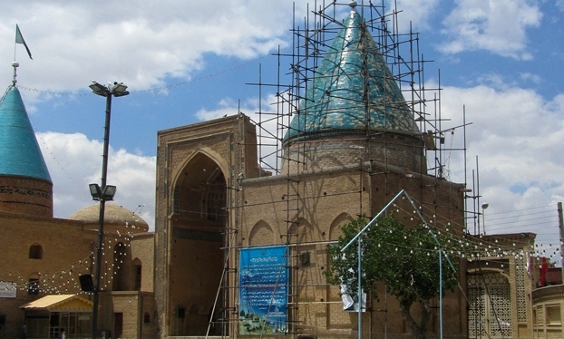 مرمت گنبد غازان خان مجموعه تاریخی بسطام آغاز شد