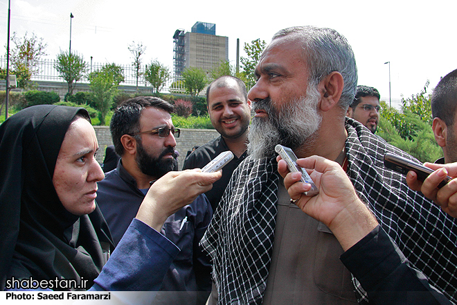 مرگ بر آمریکا شعار محوری انقلاب است