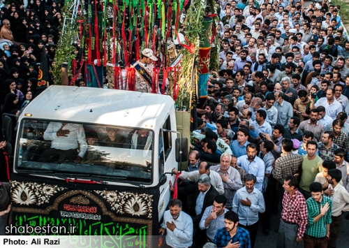 مردم بجنورد به روی چهار شهید گمنام آغوش گشودند