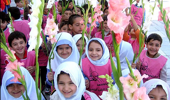 105 هزار دانش آموز کلاس اولی خراسان رضوی سال تحصیلی خود را آغاز کردند