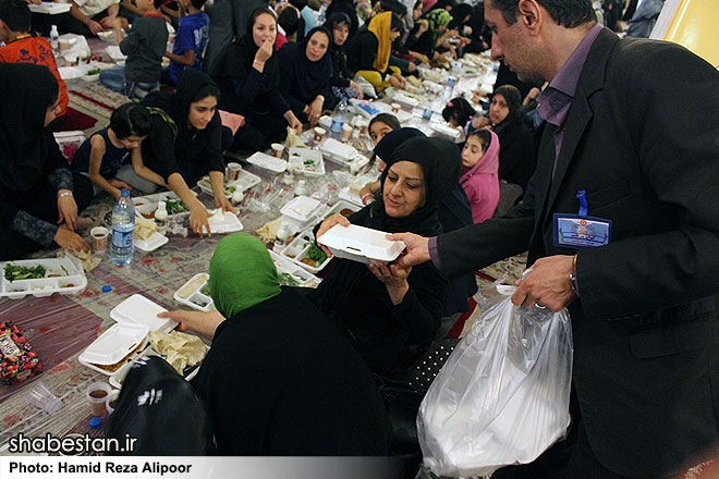 ۱۰۰ هزار مددجوی کرمانشاهی اطعام می شوند