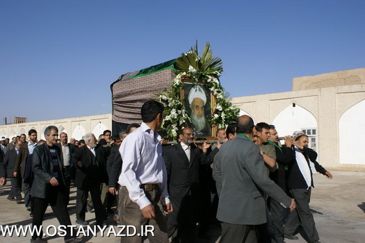 مردم استان یزد با حجت الاسلام و المسلمین حسنعلی وداع کردند