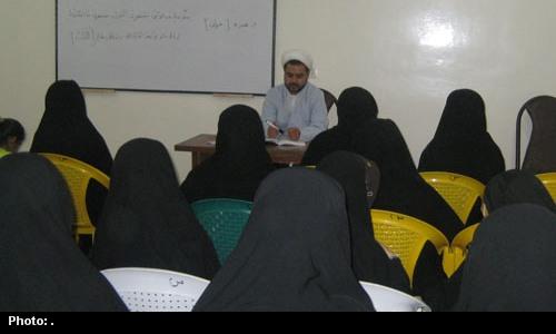 گفتمان دینی " فلسفه قیام عاشورا " در پارسیان برگزار شد