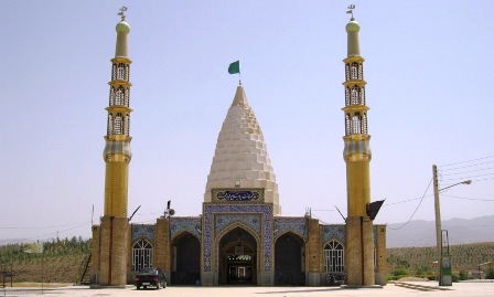 احداث سردرب ورودی بقعه امام زاده سیدصلاح الدین محمد(ع) آبدانان