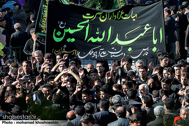 دانشجویان مراسم اربعین حسینی را در حضور رهبر معظم انقلاب برگزارمی کنند