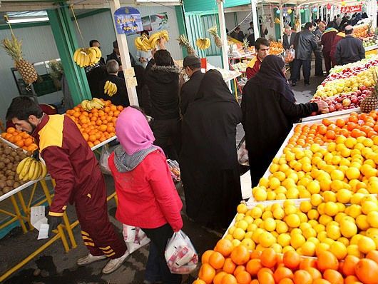 آغاز توزیع میوه و مرکبات شب عید در کردستان