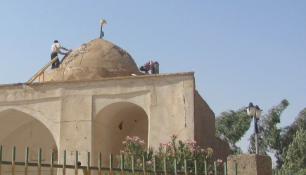 مرمت امامزاده علی اکبر و ابوسعید در شهرستان آرادان آغاز شد