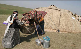 7 درصد عشایر کشور در خراسان جنوبی زندگی می کنند/رنج عشایر از فقر مراتع