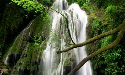 سفر به سرزمین آبشارها در نگارستان ایران