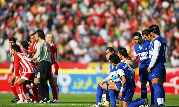 مجلس خواستار خصوصی شدن فوری باشگاه‌های استقلال و پرسپولیس شد