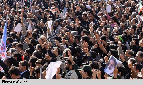 مردم فارس در سالروز نهم دی ماه تجمع کردند