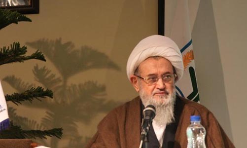 برنامه های فرهنگی و هنری مرتبط با جوانان باید در مساجد تقویت شود